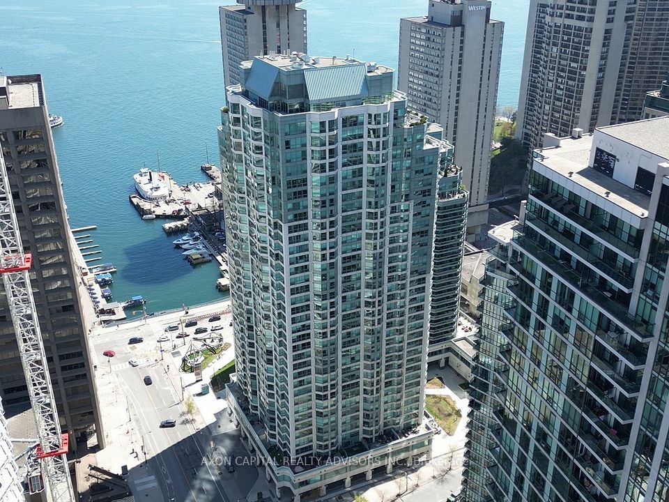 10 Yonge