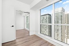 327 King Street W 4205