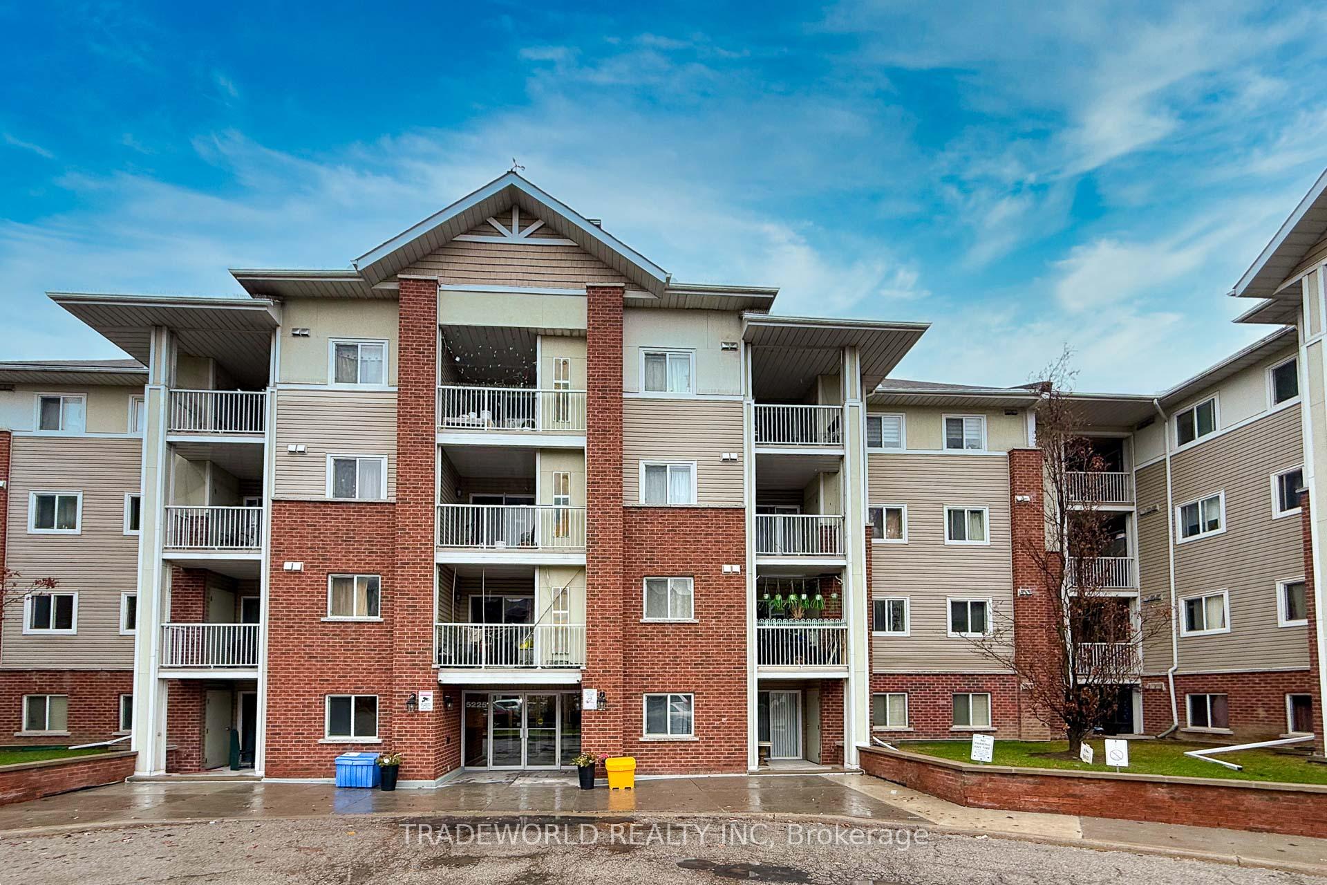 3 Bedrooms Condo at 5225 Finch, Toronto For sale