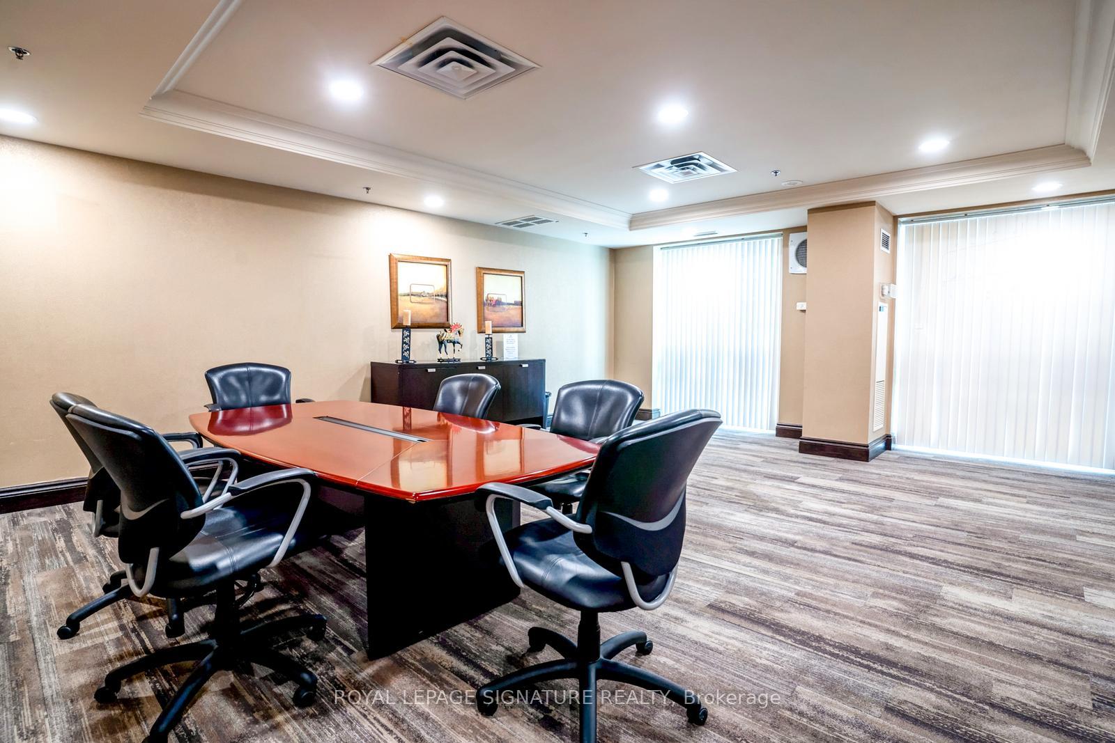 2 Bedrooms Condo at 7 Michael Power, Toronto For sale