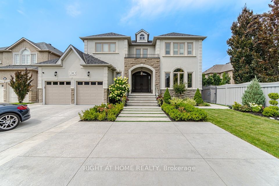 110 Green Manor