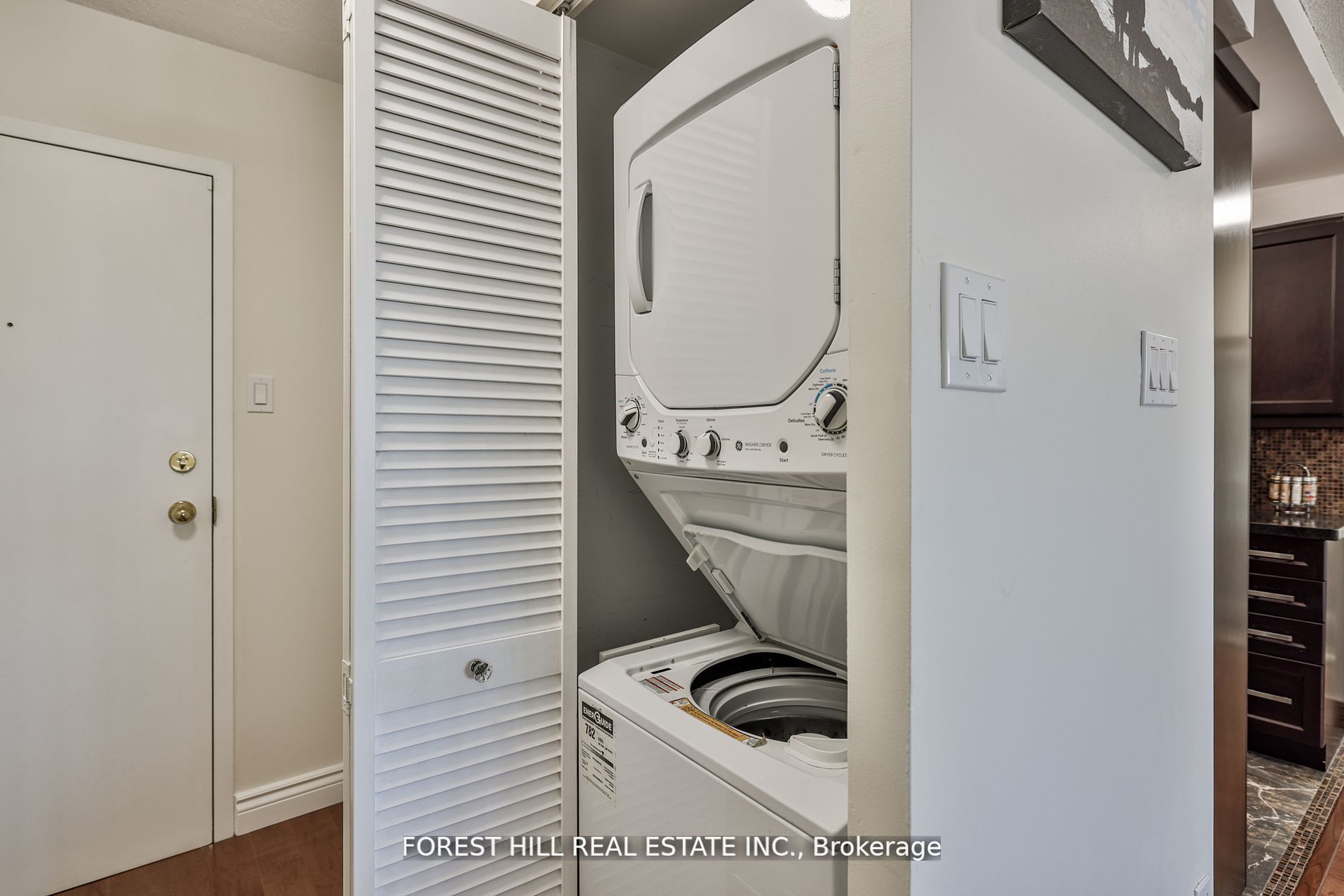 117 Gerrard Street, #503