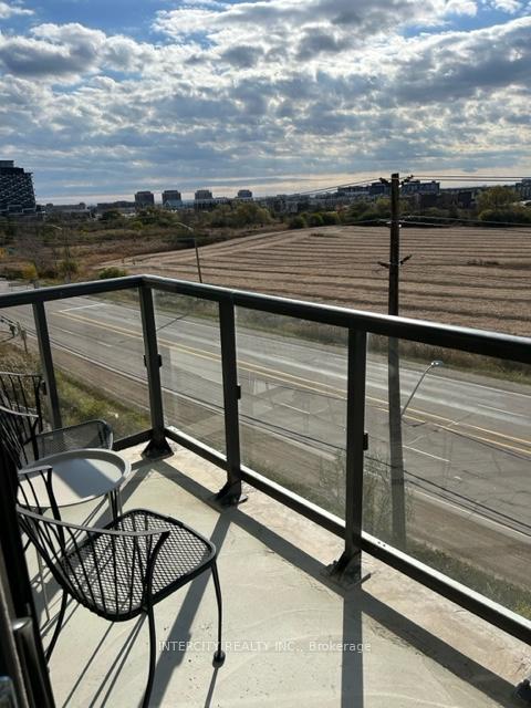 1 Bedroom Condo at 345 Wheat Boom, Oakville For sale
