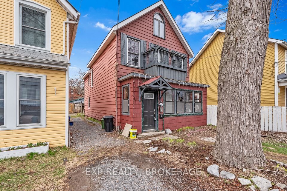 212 RIDEAU