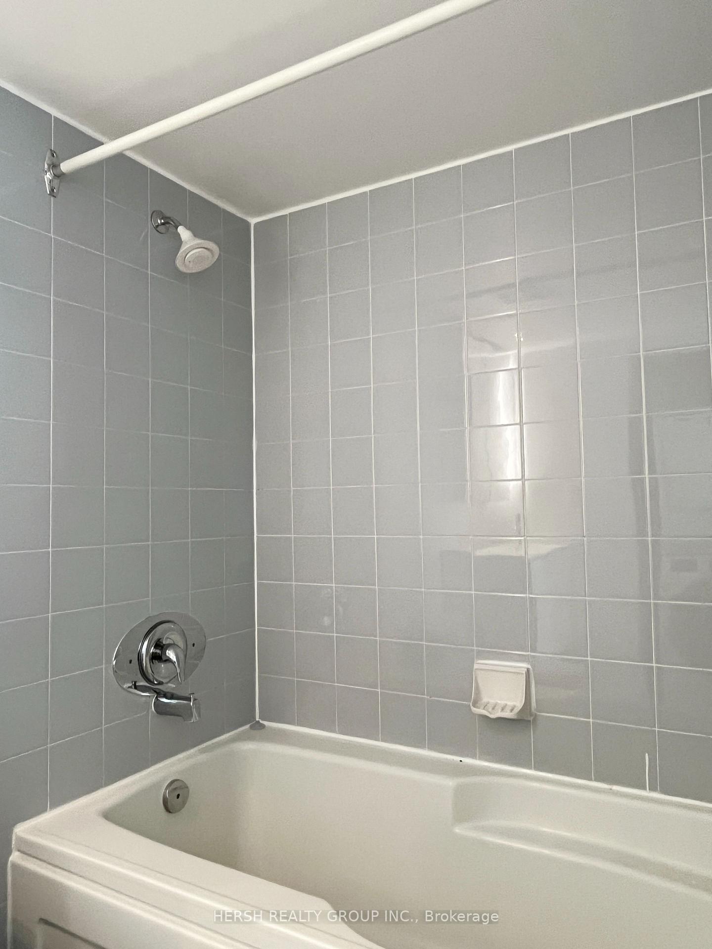 1 Bedroom Condo at 1001 Bay,  Toronto For sale