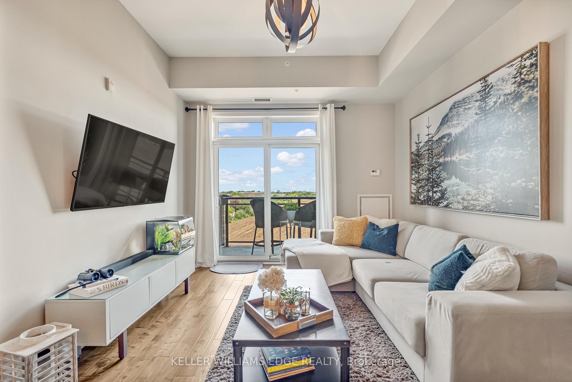 1 Bedroom Condo at 5010 Corporate, Burlington For sale
