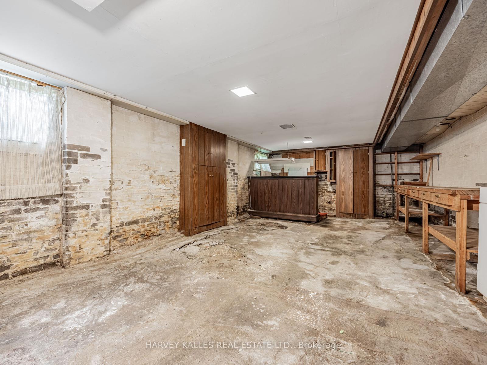 71 Mortimer Avenue