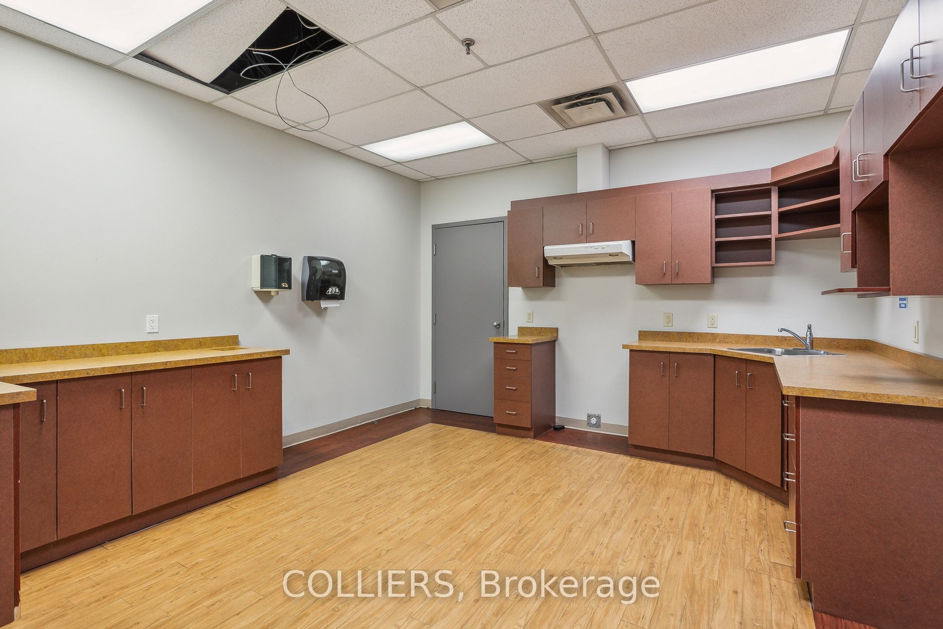 2270 Argentia Road, #1
