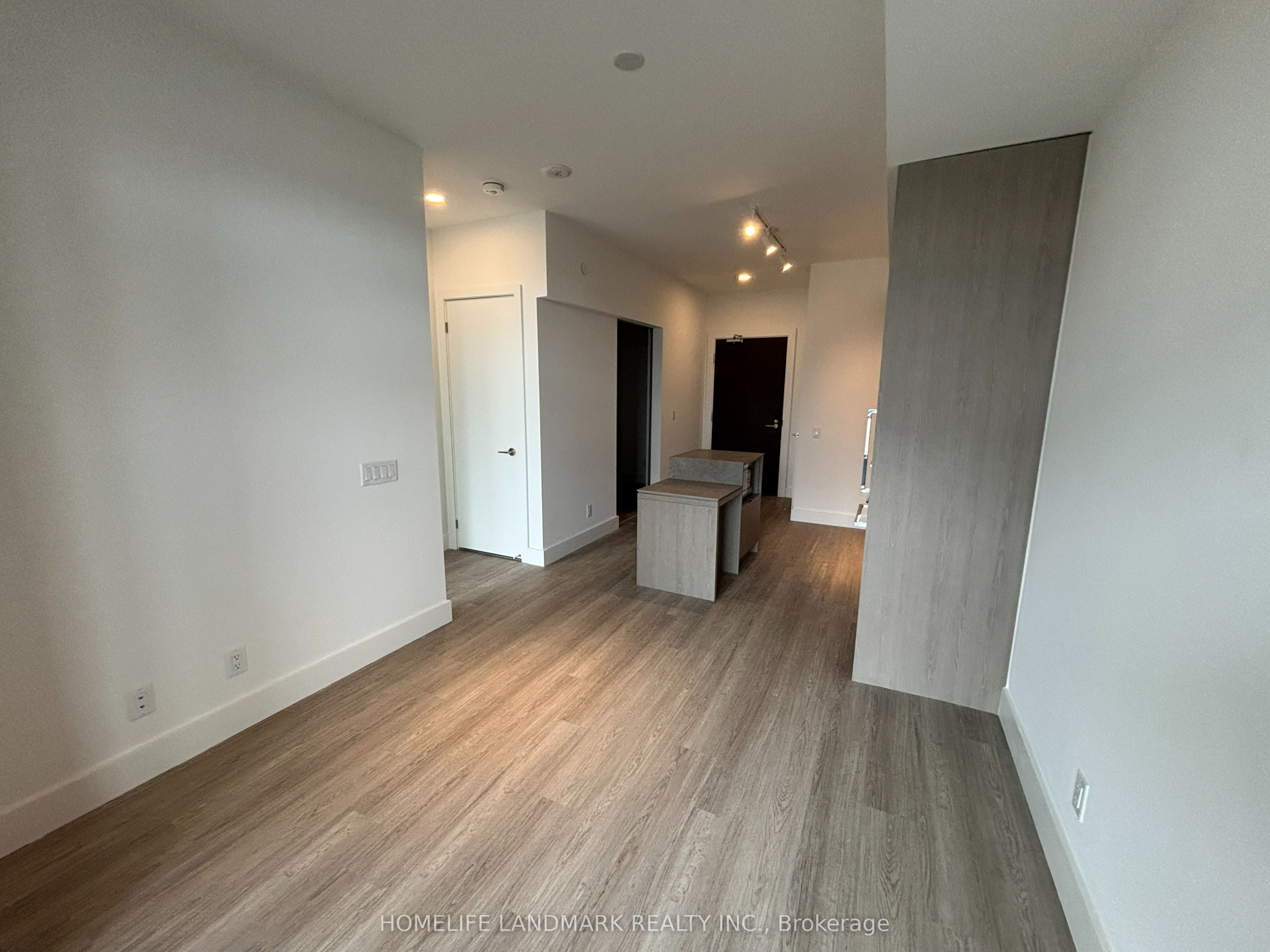 6 Greenbriar Road, #619