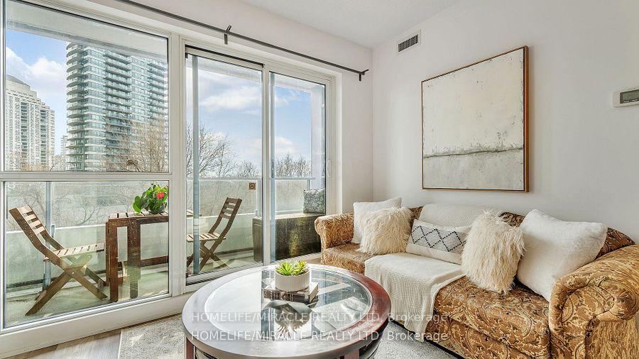 1 Bedroom Condo at 2220 Lake Shore, Toronto For sale