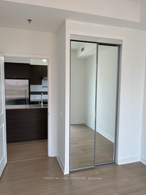 320 Tweedsmuir Avenue, #1202