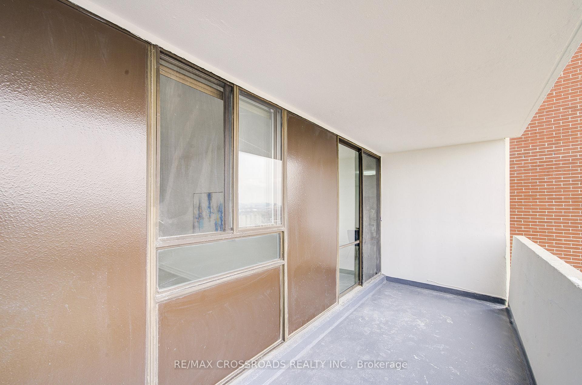 1 Bedroom Condo at 3 Massey, Toronto For sale