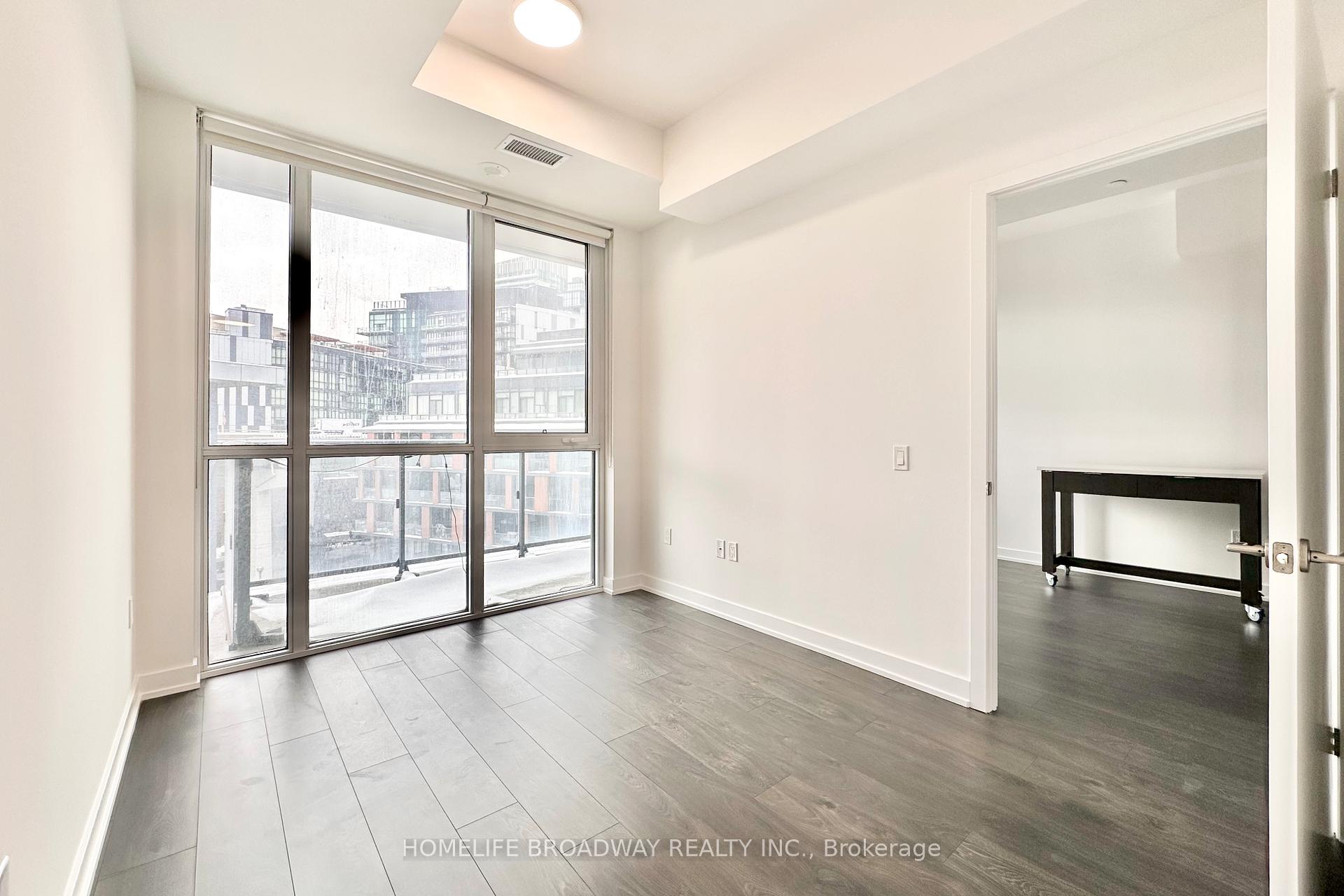 2 Bedrooms Condo at 38 Iannuzzi,  Toronto For sale
