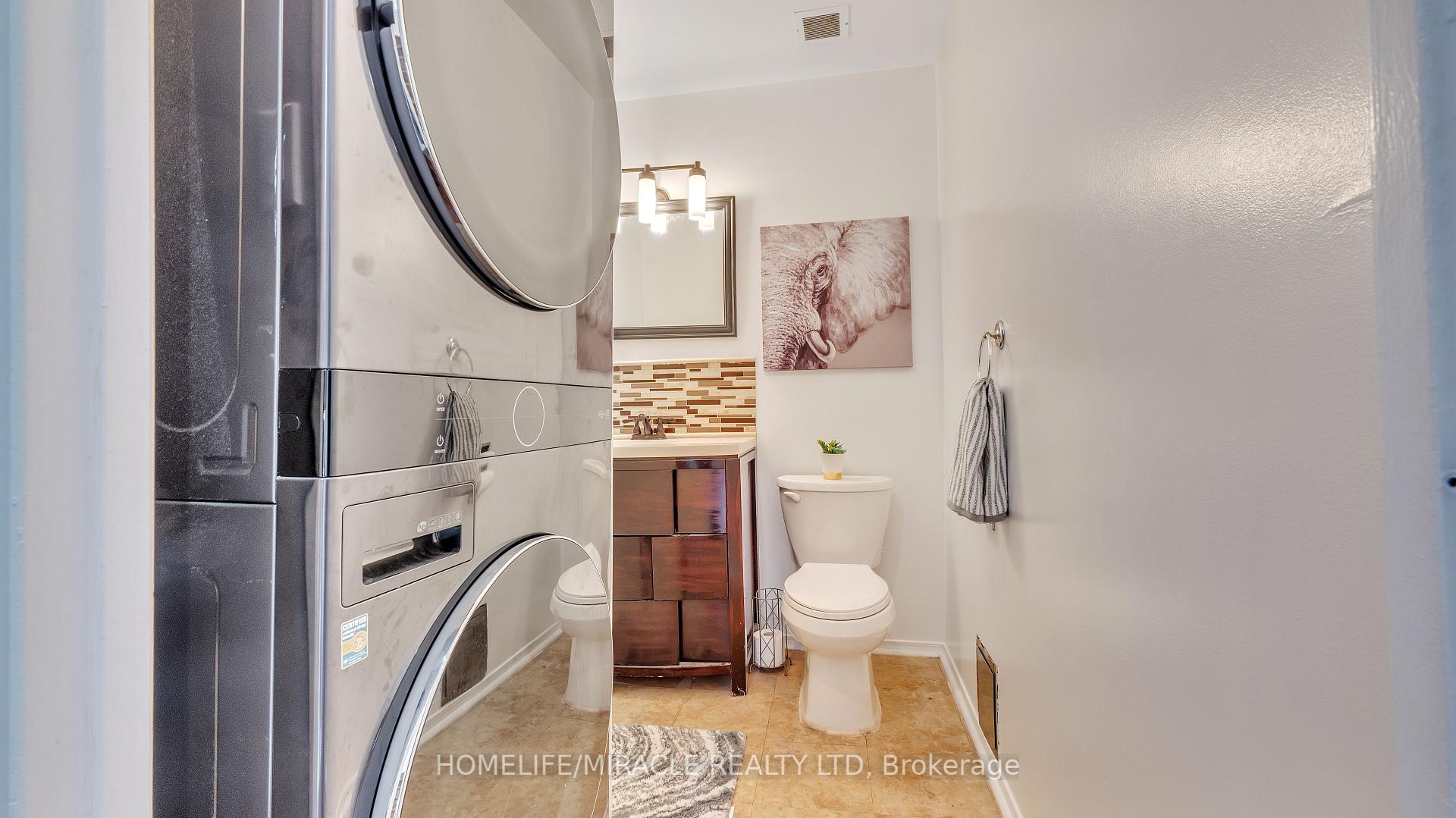 3 Bedrooms Condo at 91 Muir, Toronto For sale