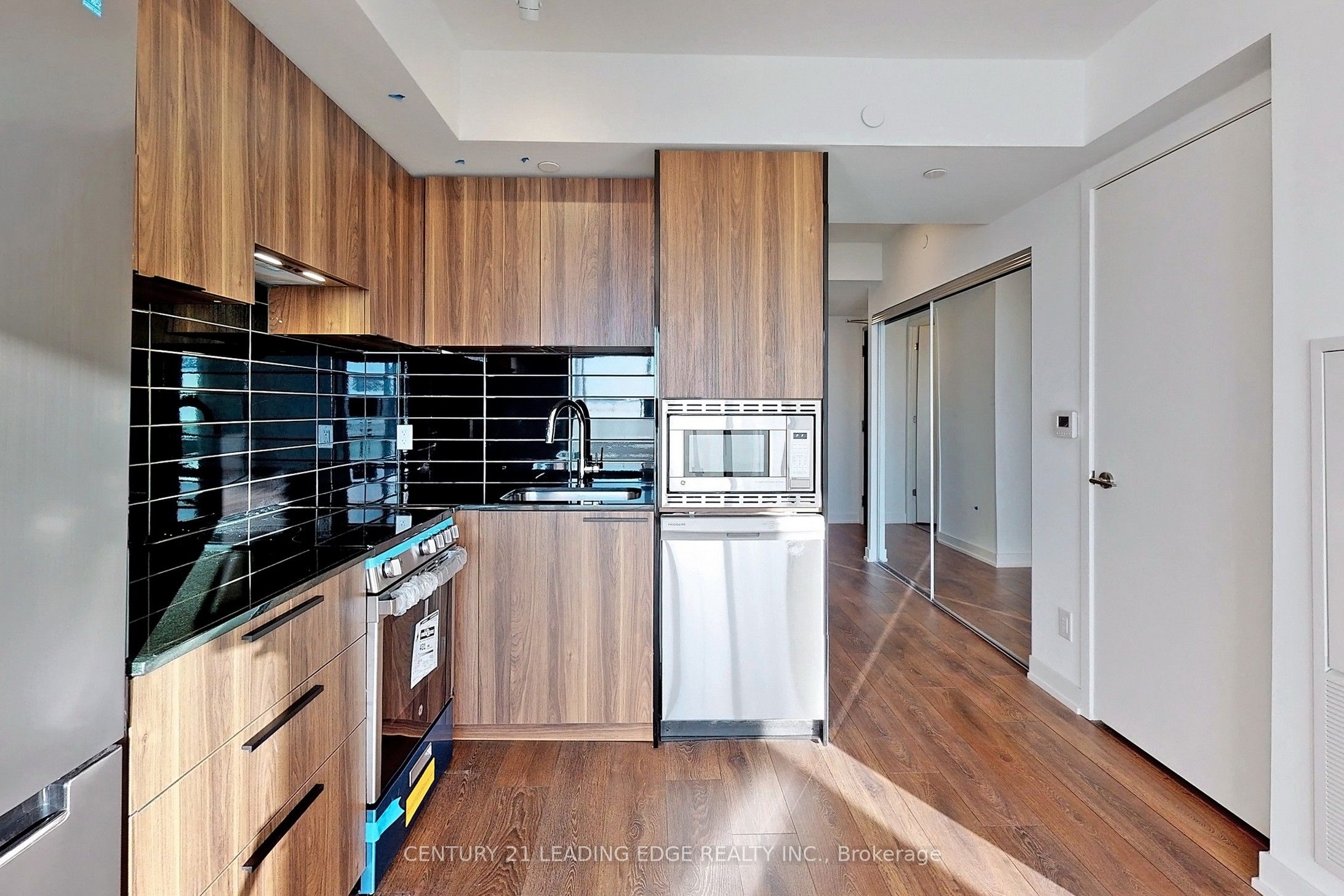 501 Yonge Street, #4413