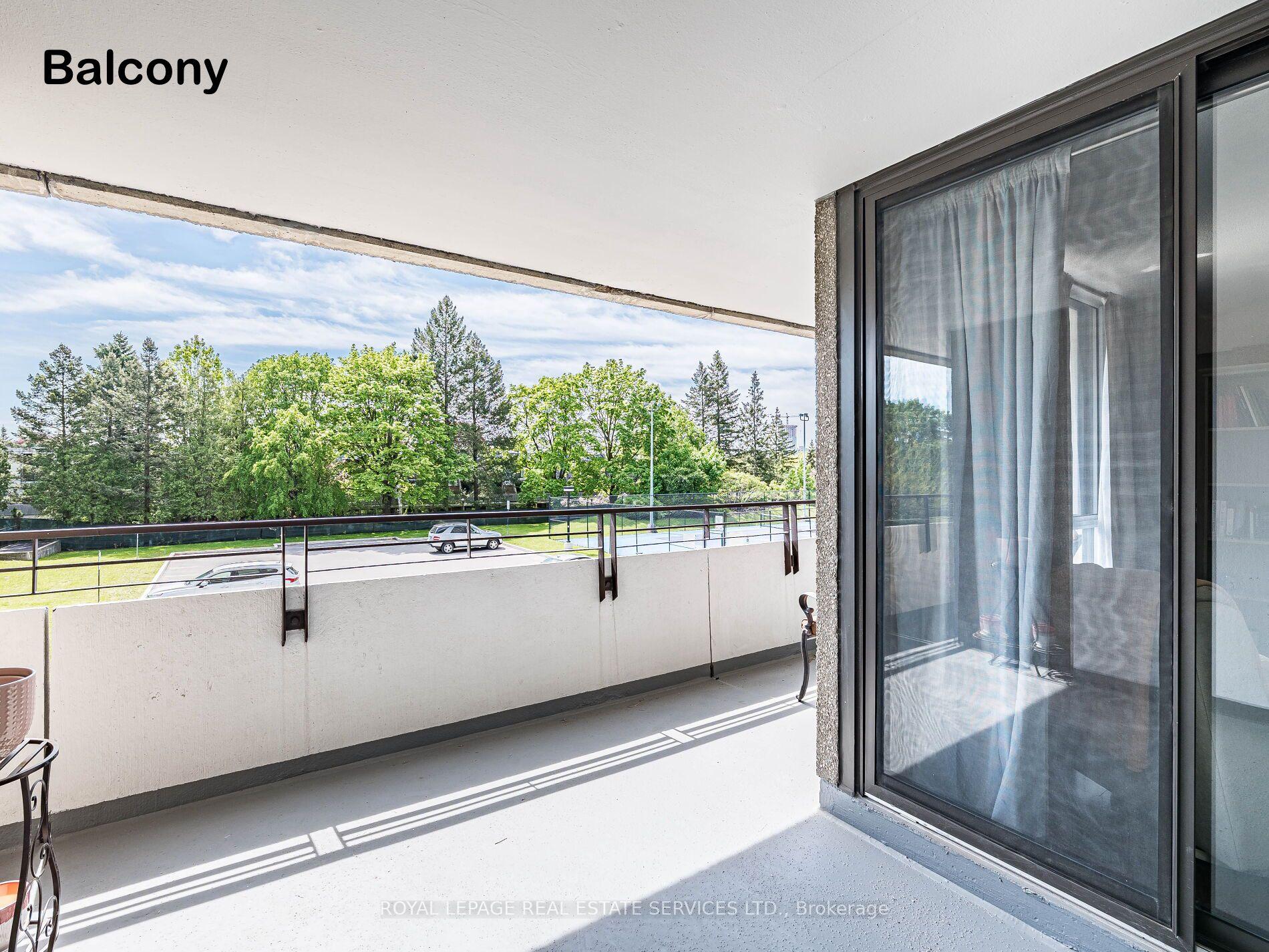 2 Bedrooms Condo at 1300 Mississauga Valley, Mississauga For sale