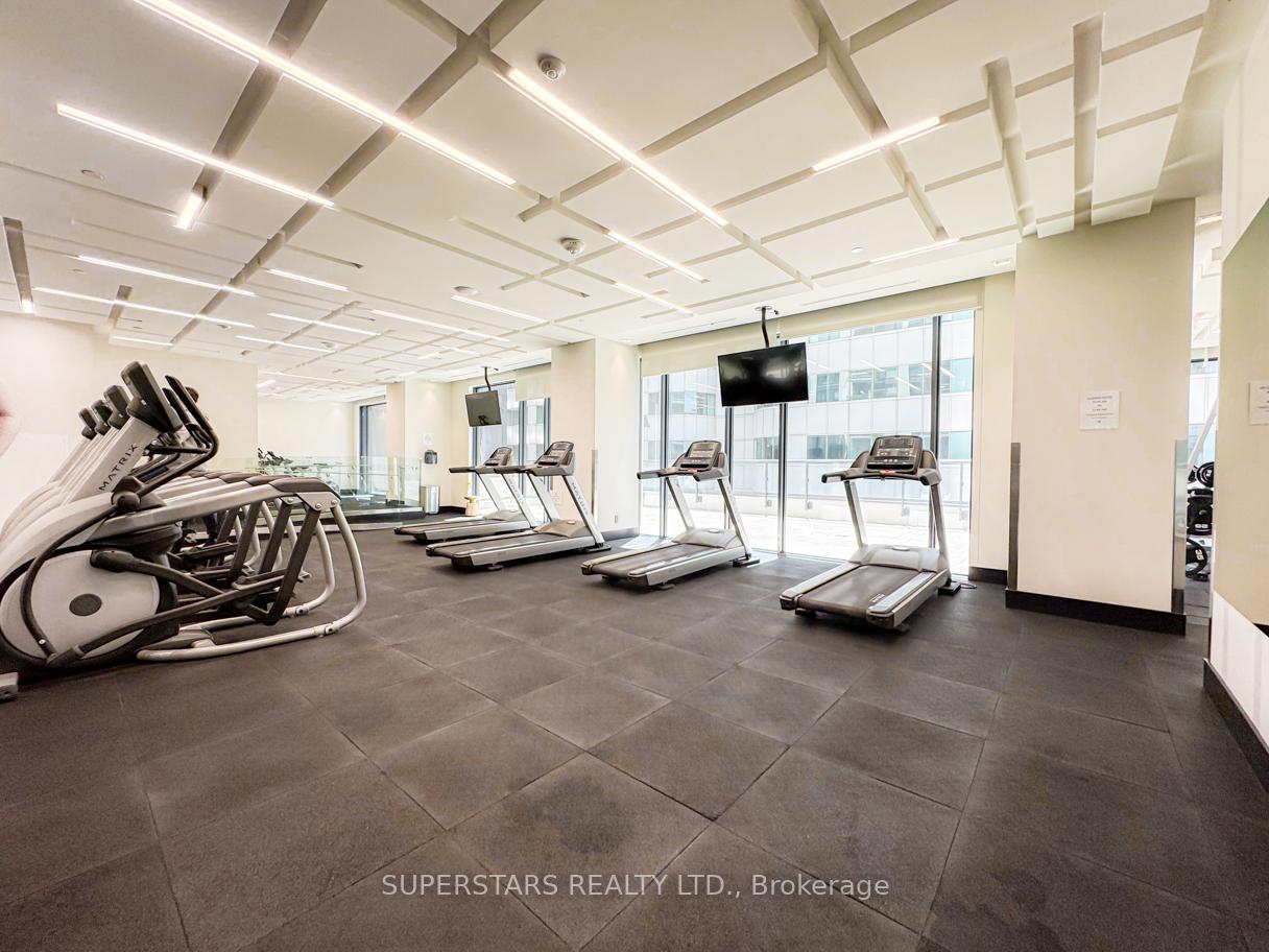 1 Bedroom Condo at 87 Peter, Toronto For sale