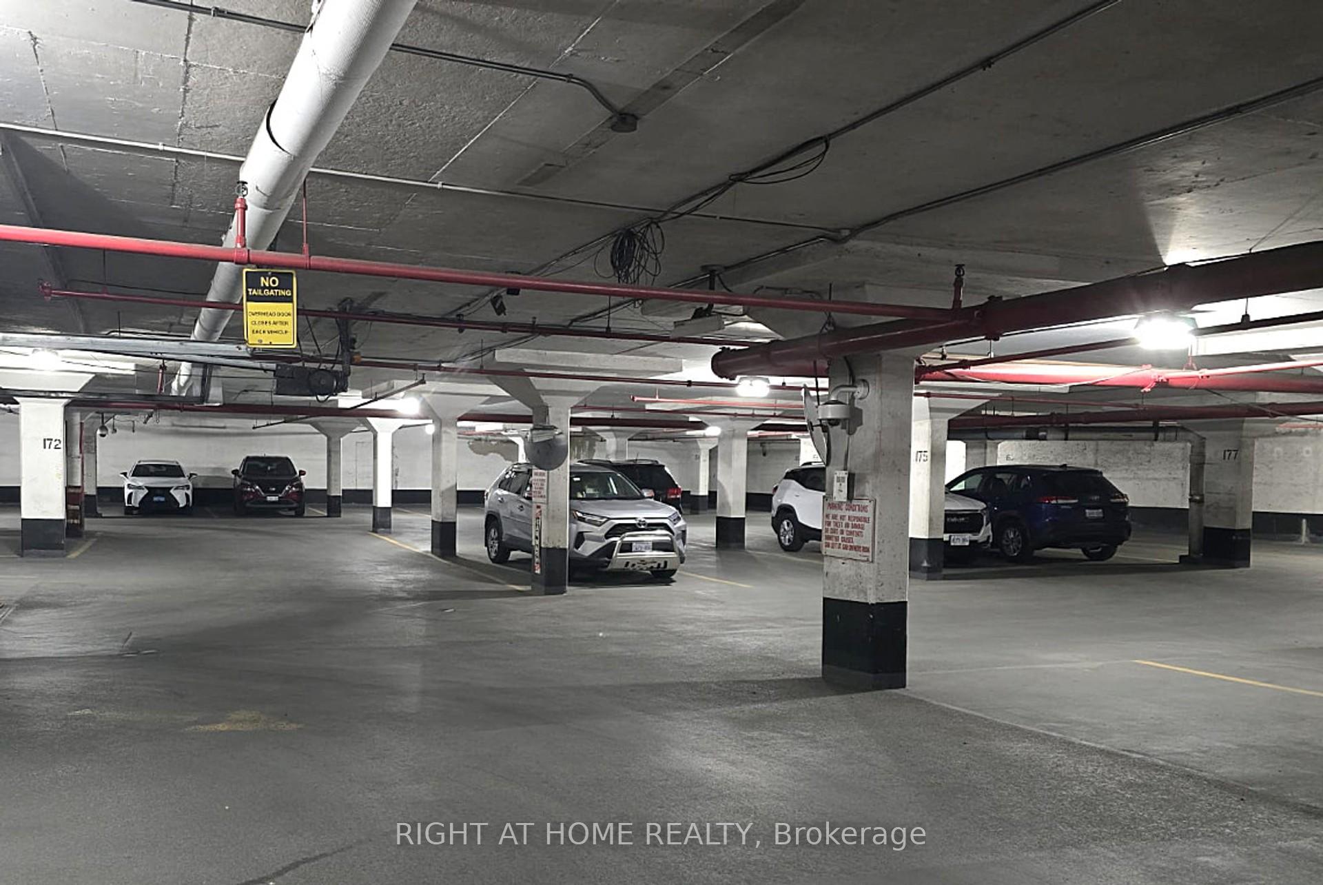 3 Bedrooms Condo at 75 Bamburgh, Toronto For sale