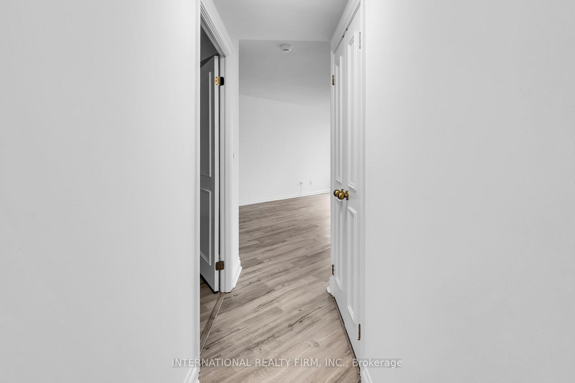 1 Bedroom Condo at 1 Palace Pier, Toronto For sale