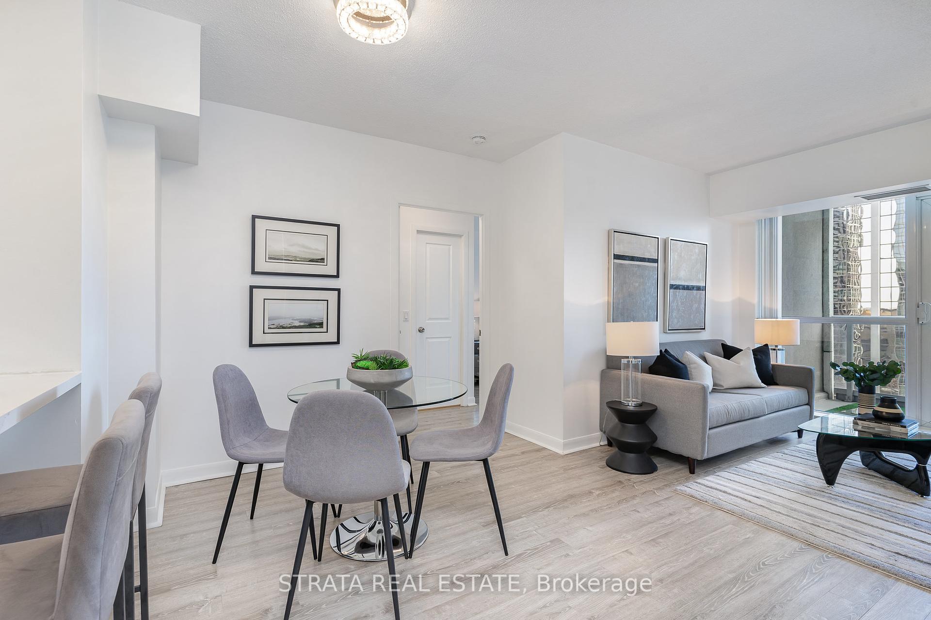 3 Bedrooms Condo at 4978 Yonge, Toronto For sale