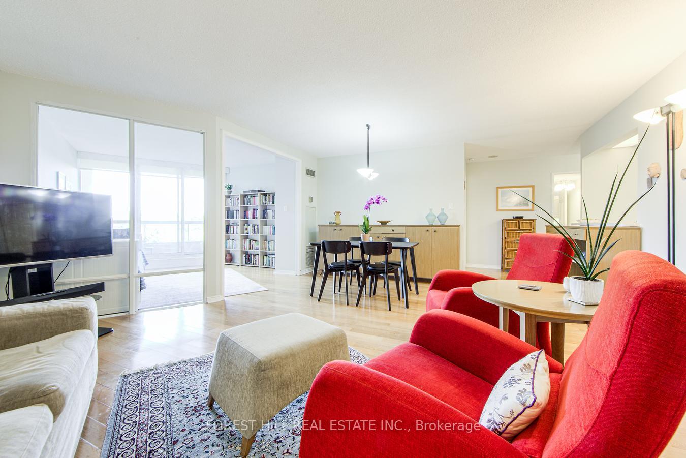 1 Bedroom Condo at 10 Guildwood, Toronto For sale