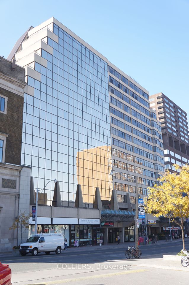 890 Yonge