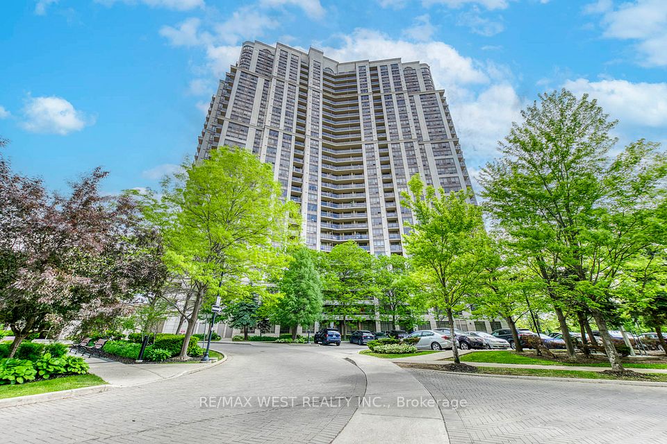 700 Humberwood