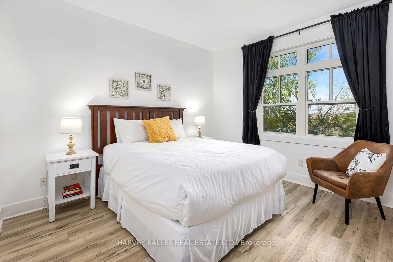 115 Fairway Court 211