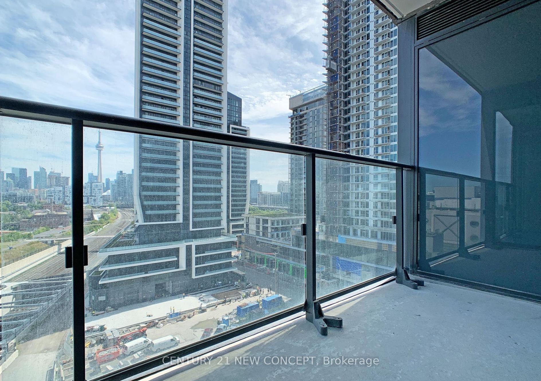 2 Bedrooms Condo at 19 Western Battery, Toronto For sale