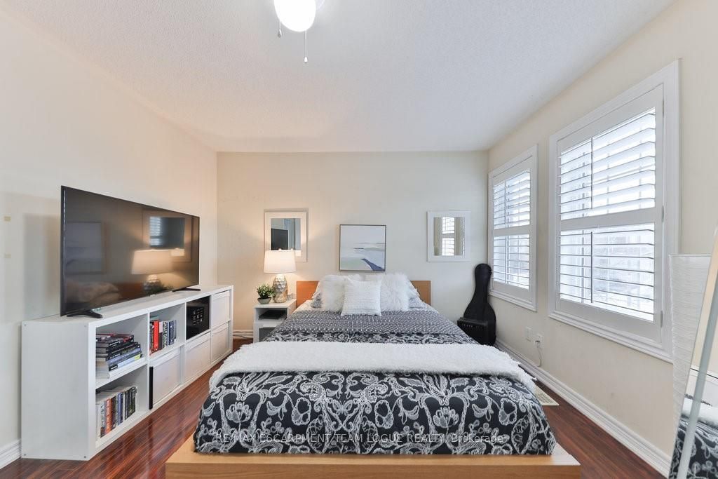 1298 TUPPER Drive