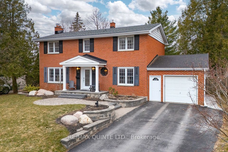 16 Rosewood Avenue