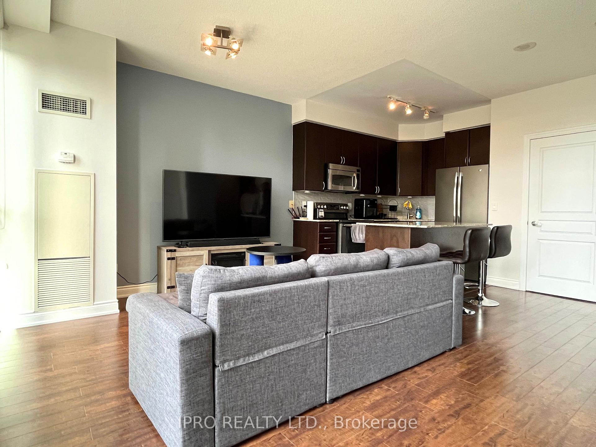 1 Bedroom Condo at 225 Webb,  Mississauga For sale