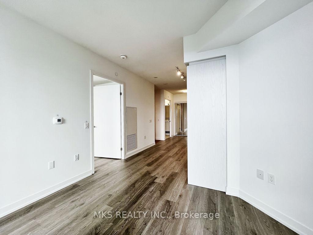2 Bedrooms Condo at 55 Cooper,  Toronto For sale