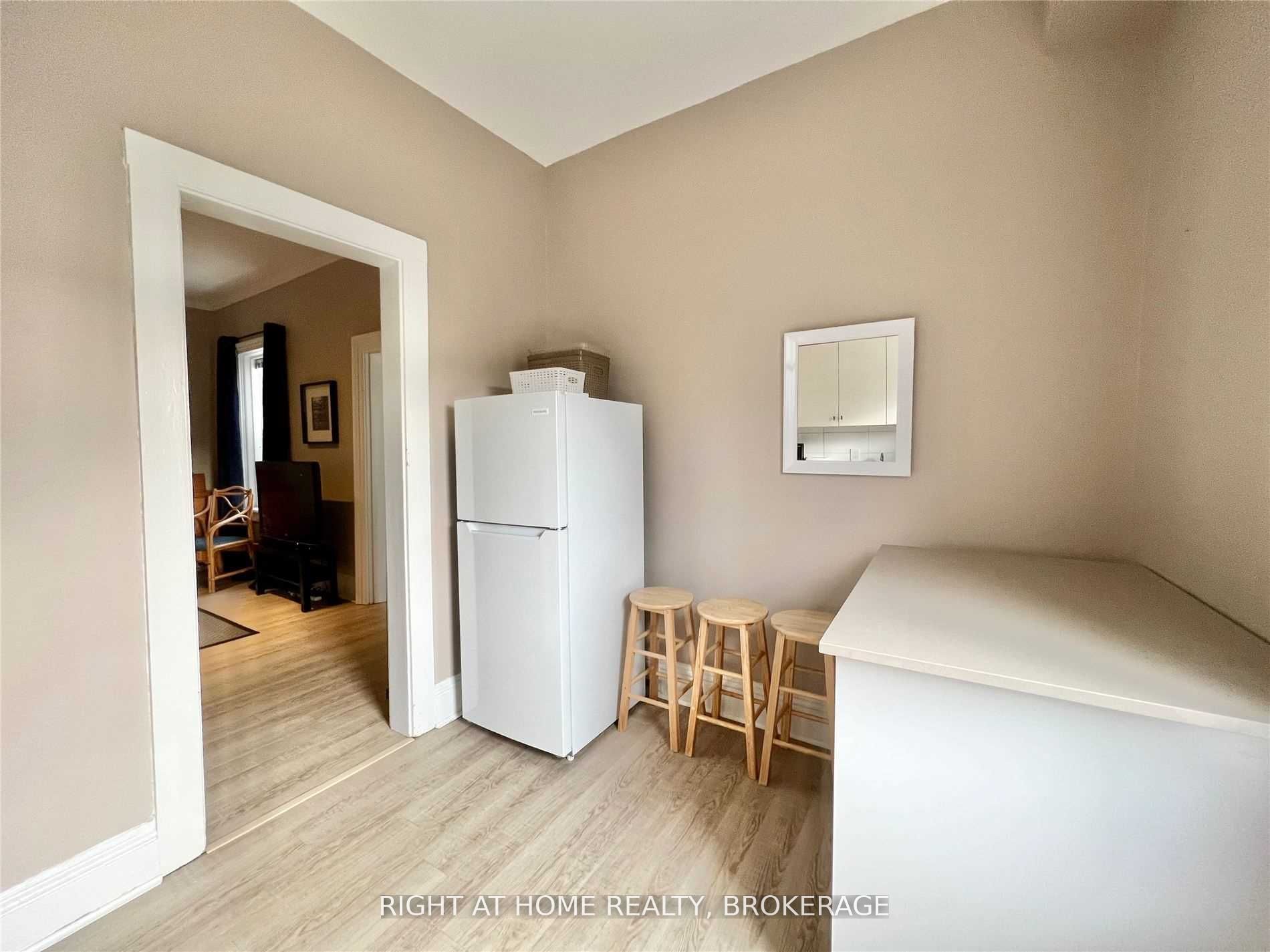 164 Trafalgar Road, #2