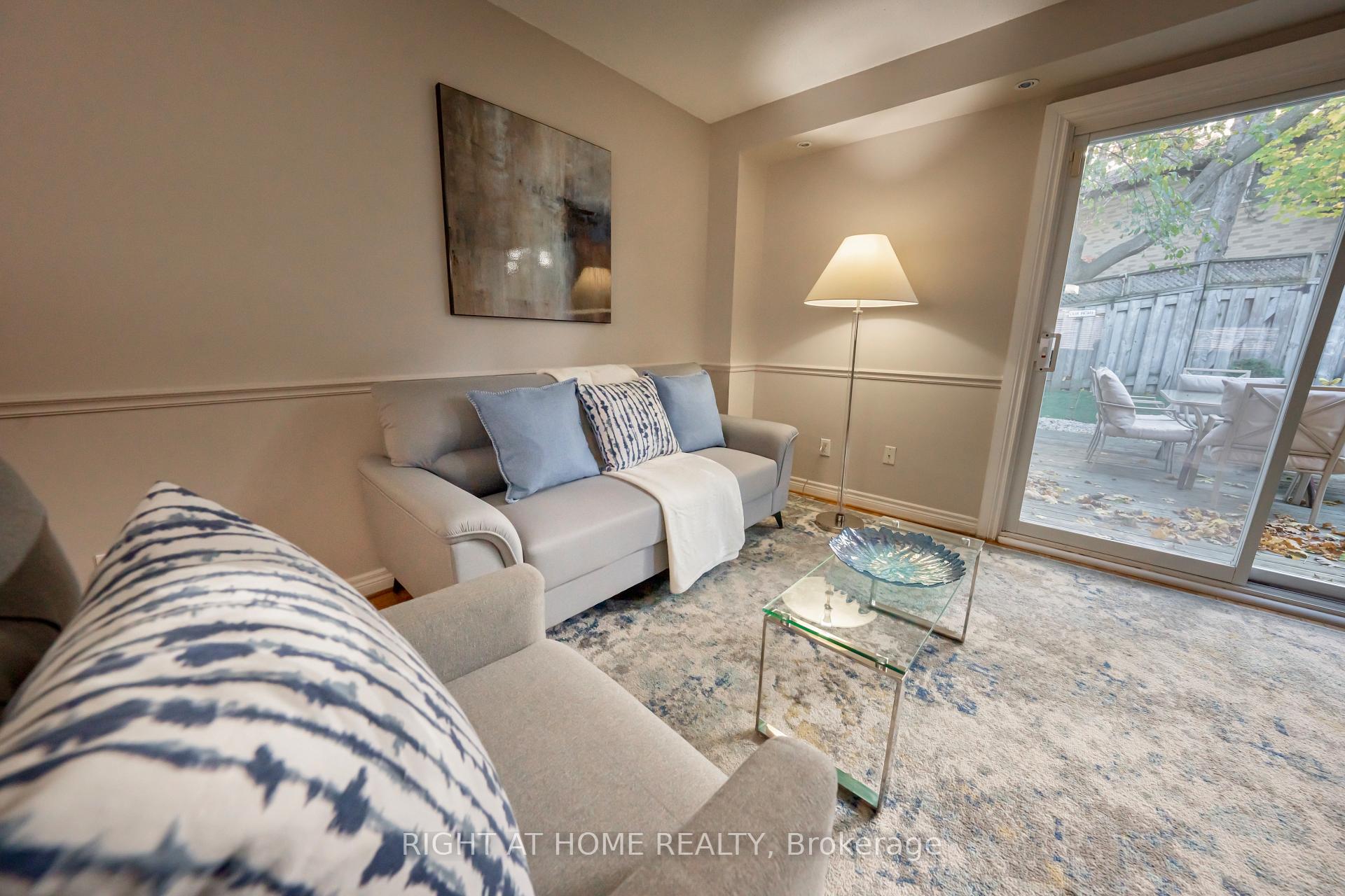 3 Bedrooms Condo at 43 Wild Ginger, Toronto For sale
