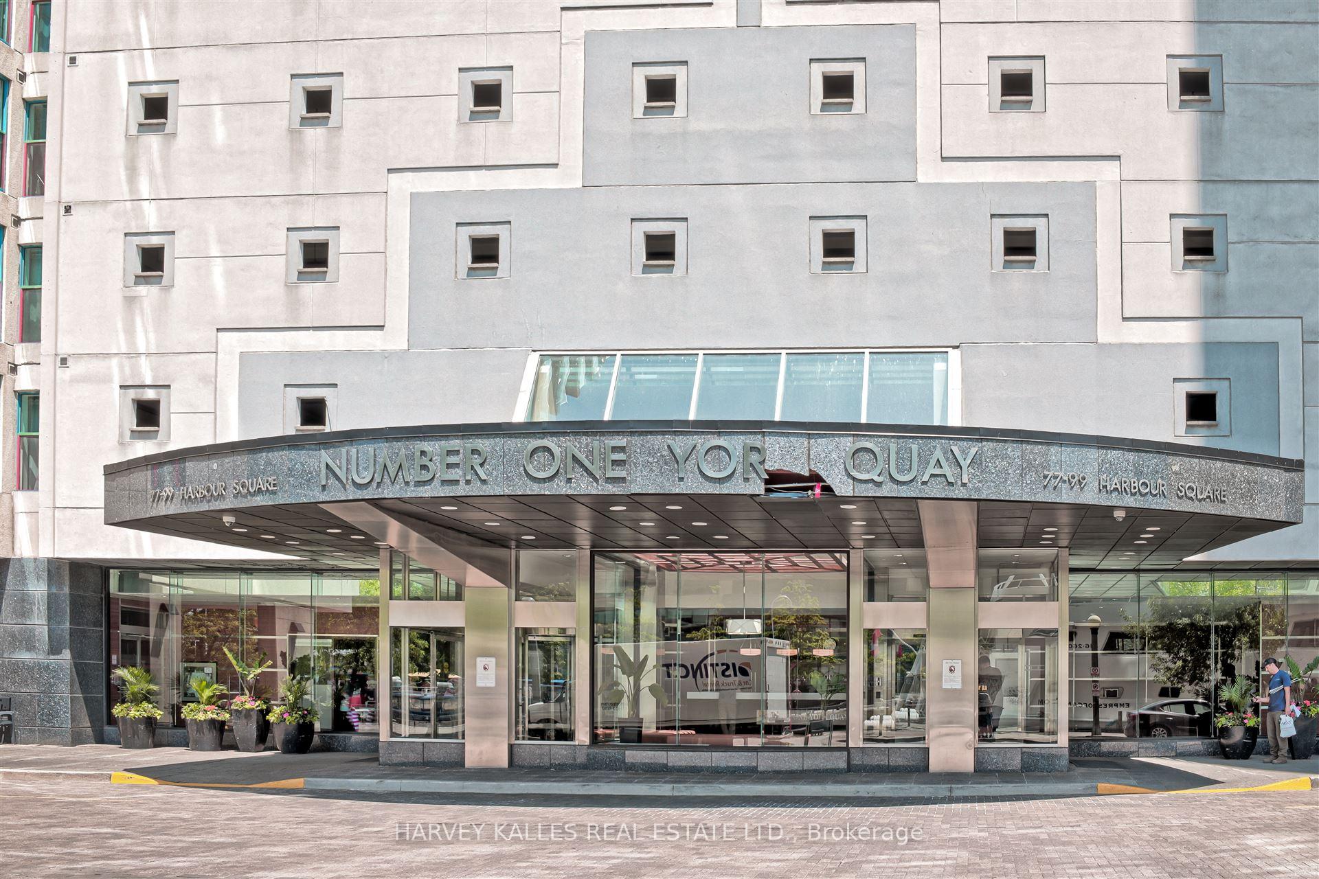 99 Harbour Square 2506