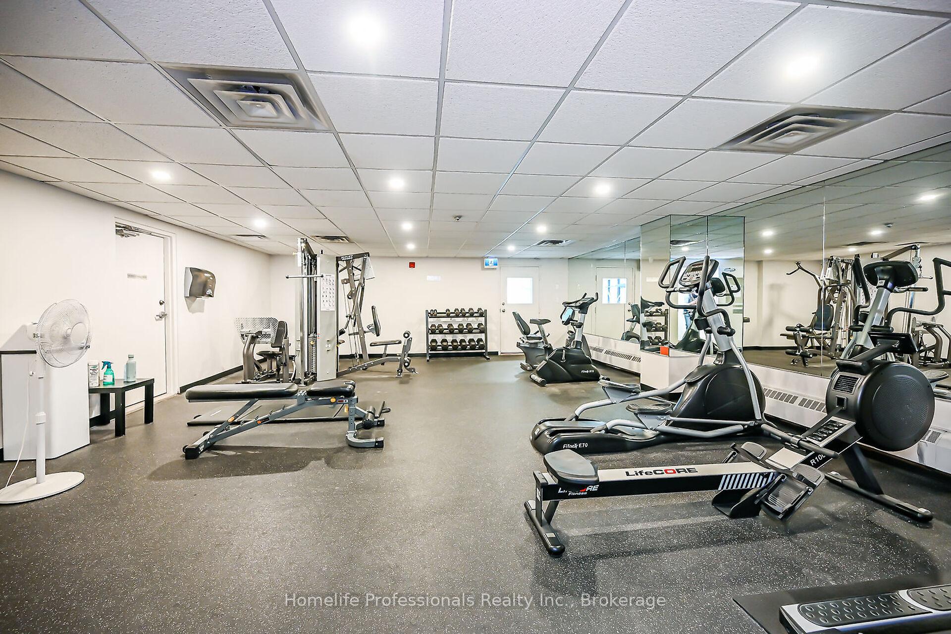 2 Bedrooms Condo at 120 Duke,  Hamilton For sale