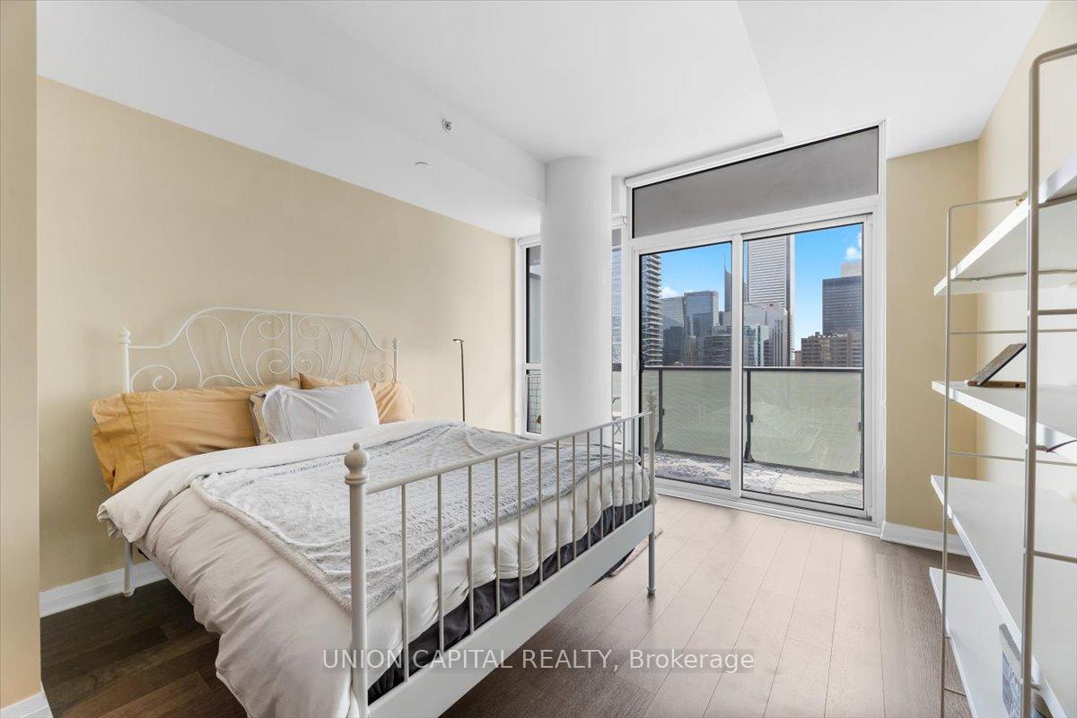Condo at 8 Mercer, Toronto For sale