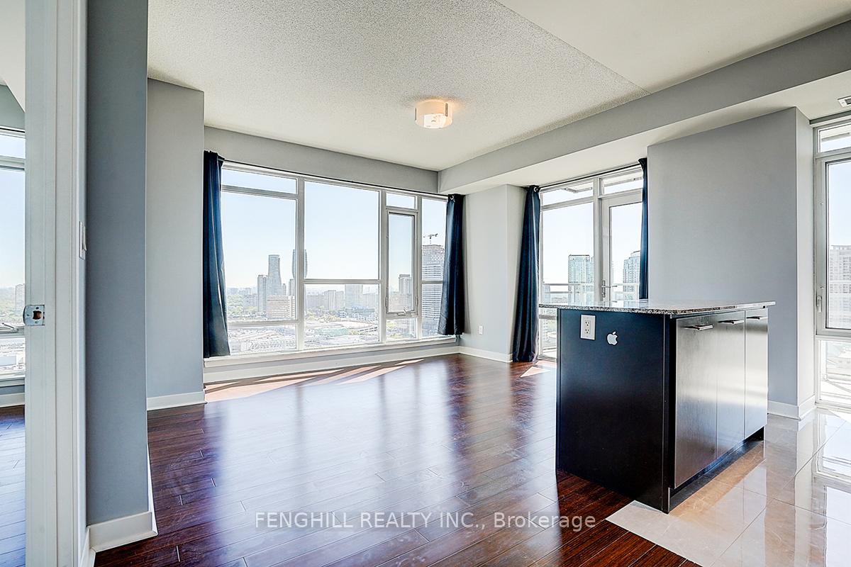 2 Bedrooms Condo at 365 Prince Of Wales, Mississauga For sale