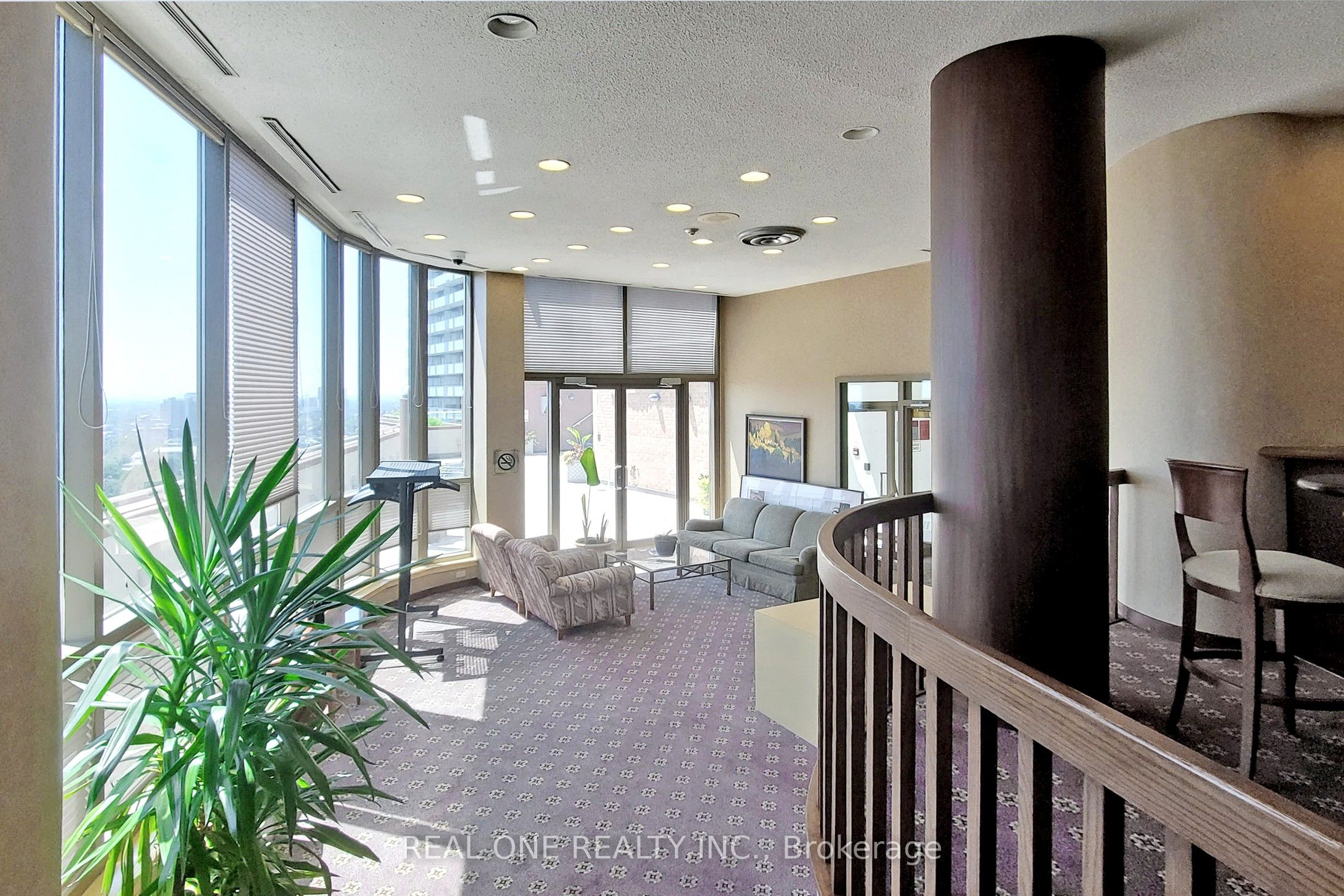 1055 Bay Street, #1816