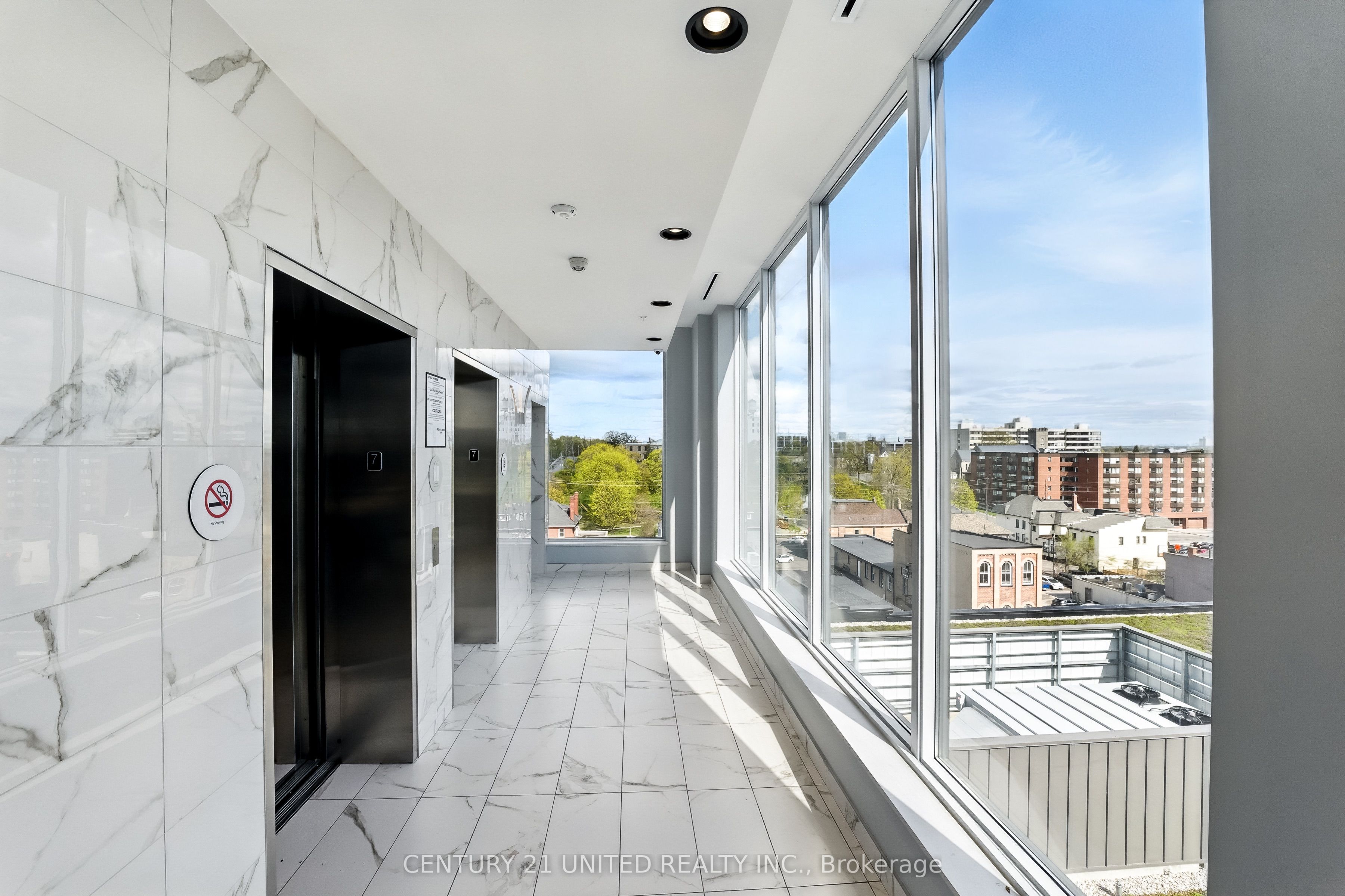 475 George Street N, #201
