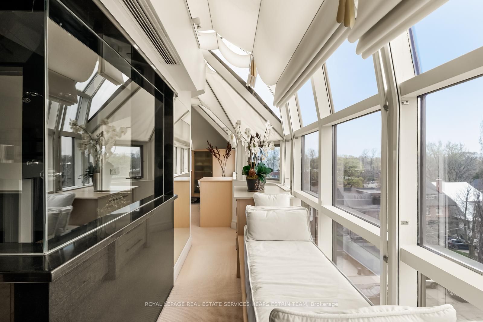2 Lynwood Avenue, #PH1