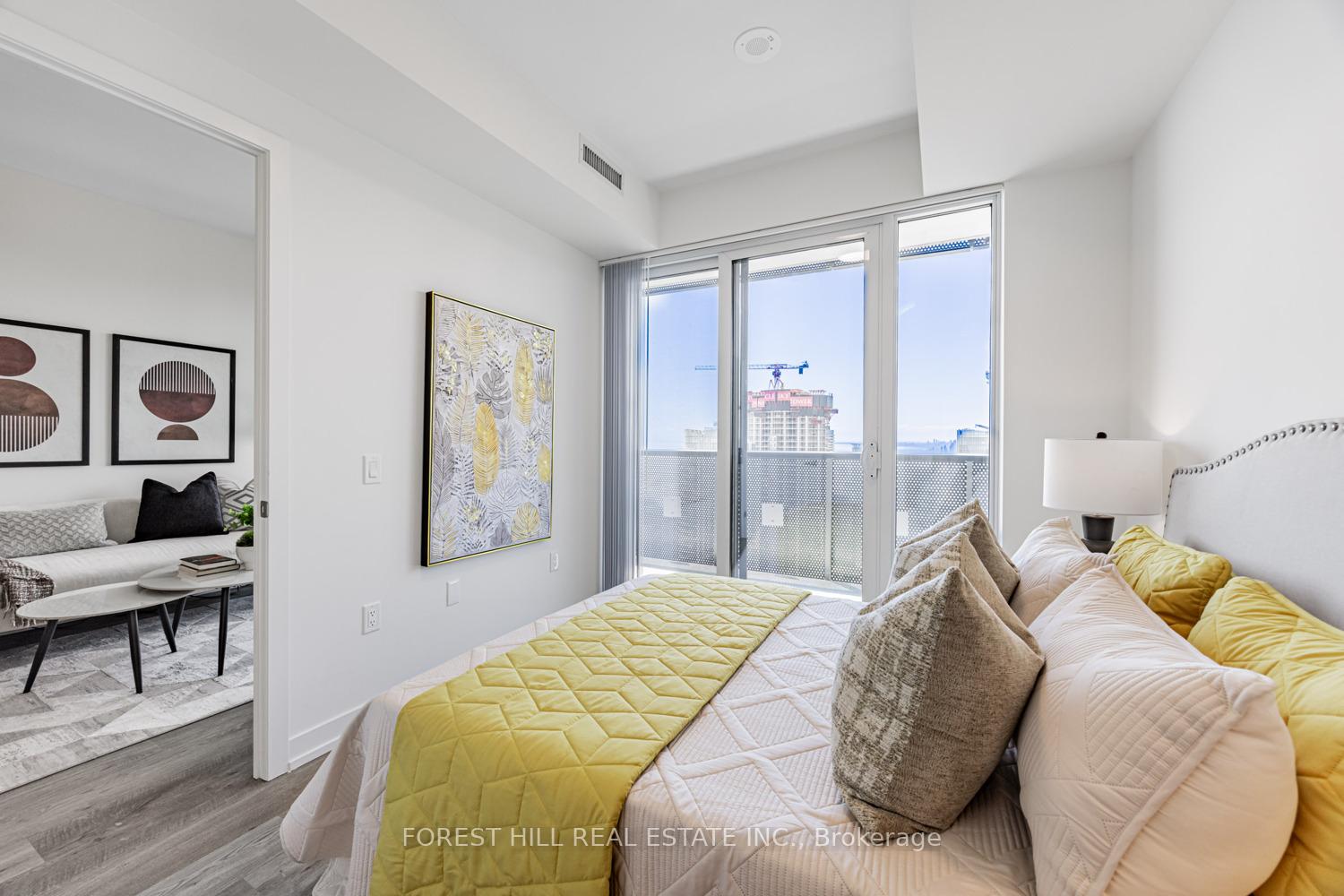 3 Bedrooms Condo at 55 Cooper, Toronto For sale