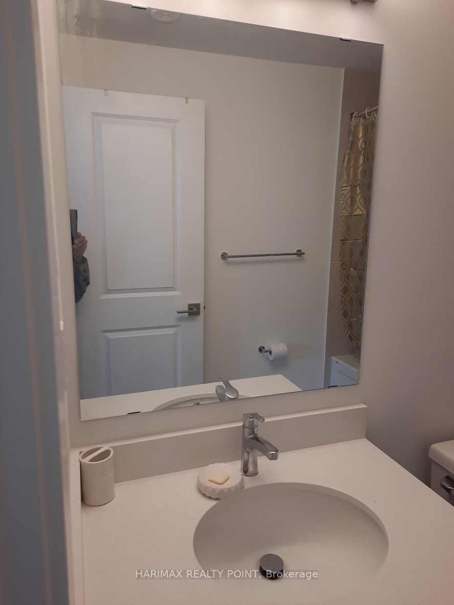 4015 Hickory Drive, #8