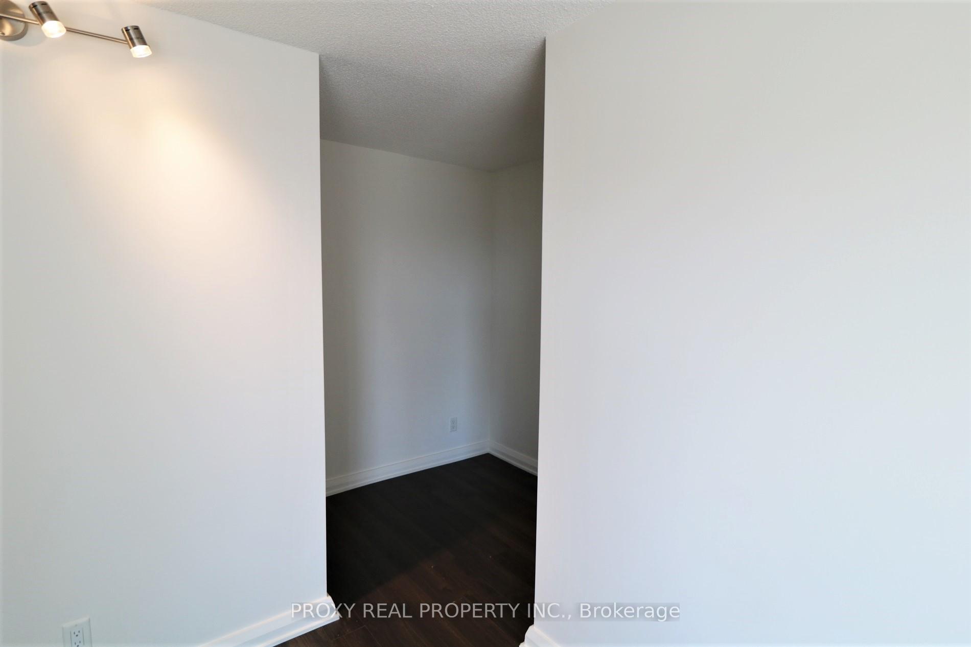 2 Bedrooms Condo at 155 Yorkville, Toronto For sale