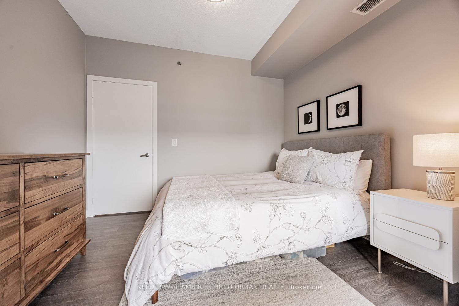 3 Bedrooms Condo at 225 Sackville, Toronto For sale