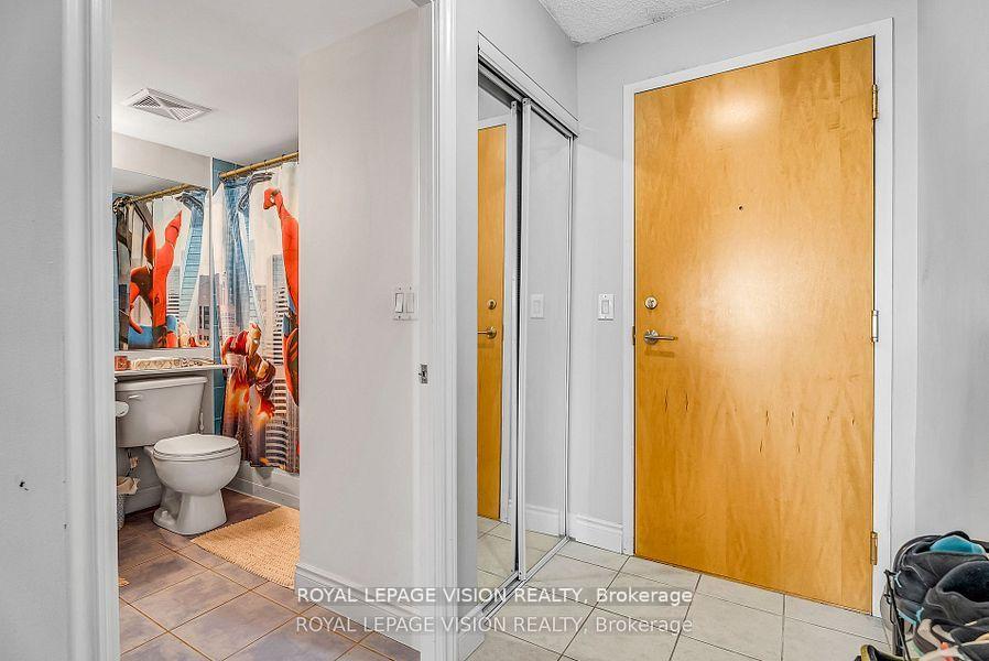 2 Bedrooms Condo at 60 Brian Harrison, Toronto For sale