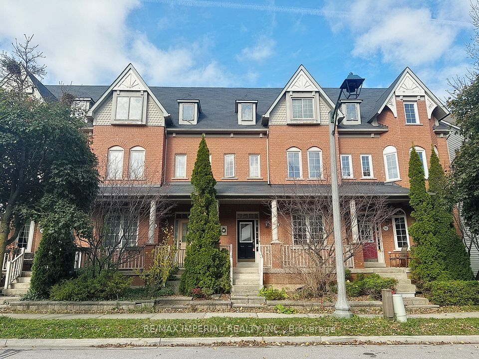 Property at 203 Roxton Road, Oakville, ON L6H 6M9
