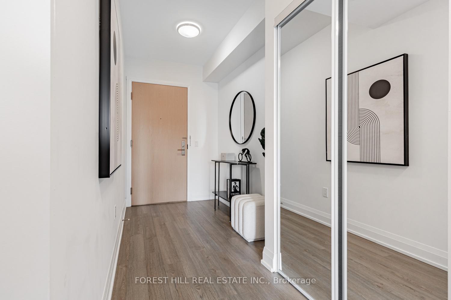 2 Bedrooms Condo at 77 Mutual, Toronto For sale