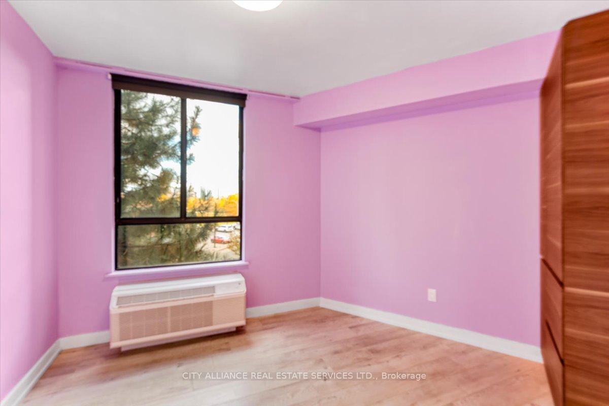 2 Bedrooms Condo at 284 Mill, Toronto For sale
